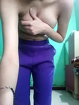 Hornyme18 online show from December 1, 5:56 am