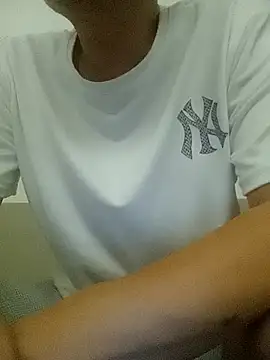 joneslau88 online show from October 11, 3:32 pm