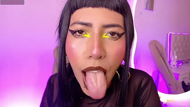 Snapshot of Nina_fox_0691 chatting on July 10, 10:34 pm Nina fox 0691 online show from July 10, 10:34 pm