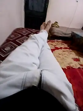 latarak321 online show from April 1, 5:43 pm