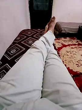 latarak321 online show from April 15, 7:10 pm