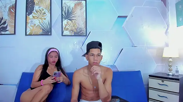 Little nicoll online show from October 26, 11:42 pm