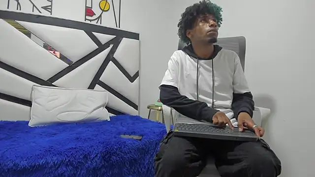 REDBRYAN EBANO online show from October 20, 7:14 pm