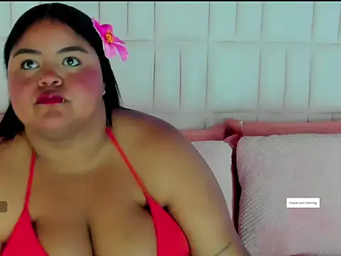 LunaaBlaze online show from November 9, 12:47 pm