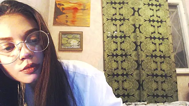 Snapshot of Lady_Elsa_Snow chatting on November 9, 3:21 pm Lady Elsa Snow online show from November 9, 3:21 pm