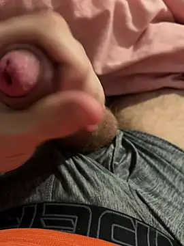 jakeBigCock1905 online show from March 14, 1:12 am