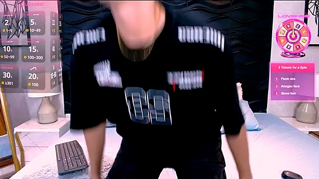 Alex Millerss online show from October 10, 8:30 pm