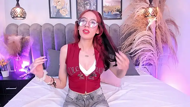 noa jones  online show from October 7, 3:25 am
