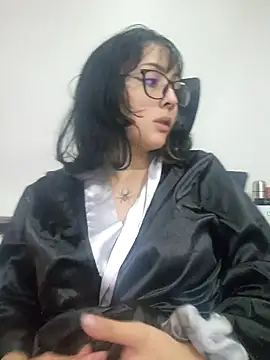 Mythical Girl online show from October 31, 3:07 am