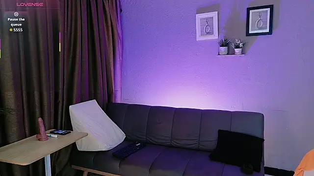 Snapshot of ZahraMilf chatting on January 31, 9:02 pm ZahraMilf online show from January 31, 9:02 pm