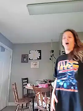 Snapshot of Cassaroll333 chatting on October 17, 3:36 pm Cassaroll333 online show from October 17, 3:36 pm