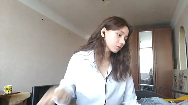 MiaLovelyOne online show from October 23, 9:19 am