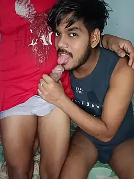 Snapshot of BiggerDickGuy chatting on July 8, 4:11 pm BiggerDickGuy online show from July 8, 4:11 pm