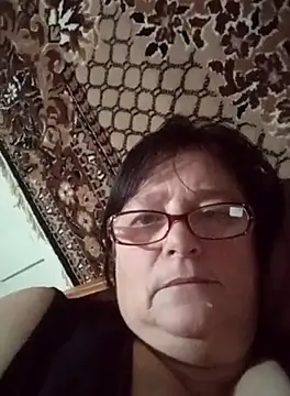 Snapshot of MilaCold5443 chatting on March 4, 5:30 pm MilaCold5443 online show from March 4, 5:30 pm