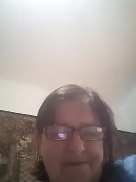 Snapshot of MilaCold5443 chatting on March 10, 7:13 am MilaCold5443 online show from March 10, 7:13 am