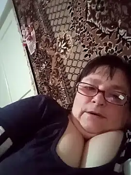 Snapshot of MilaCold5443 chatting on March 24, 5:34 am MilaCold5443 online show from March 24, 5:34 am