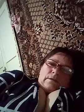 Snapshot of MilaCold5443 chatting on March 27, 3:34 am MilaCold5443 online show from March 27, 3:34 am