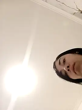 Snapshot of AbbyLewiis chatting on November 14, 11:20 am AbbyLewiis online show from November 14, 11:20 am