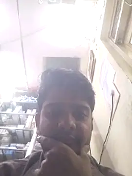 vermaankit0 online show from October 28, 6:39 am