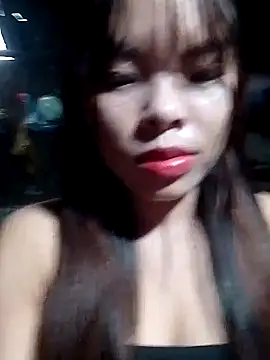 hello-cute online show from October 18, 1:08 am