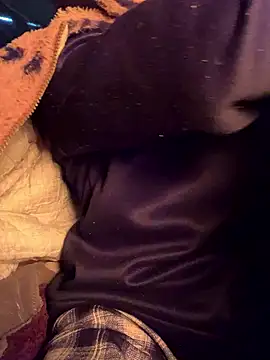 hello-cute online show from January 9, 12:02 am