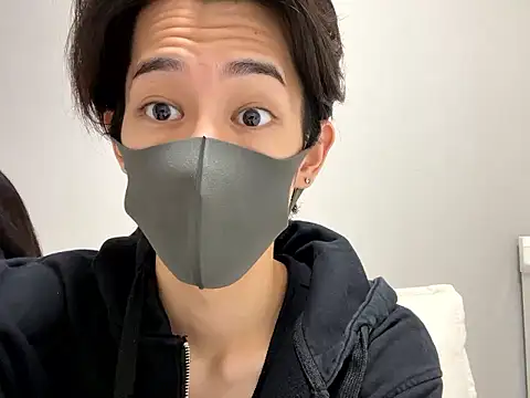 Snapshot of RAITO_ST chatting on October 20, 1:22 pm RAITO ST online show from October 20, 1:22 pm