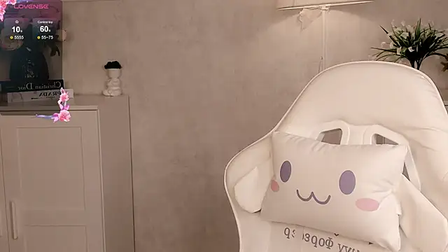 try love  online show from October 11, 9:19 am