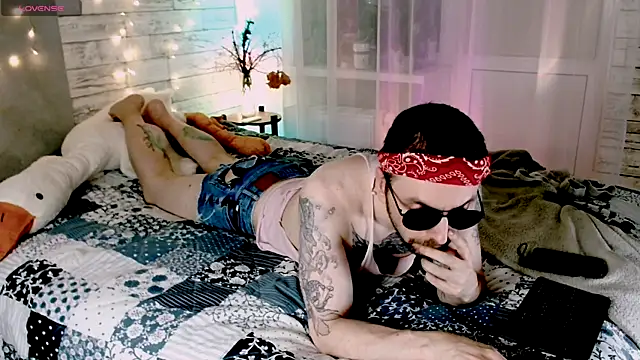 Markus Rivas online show from November 11, 1:49 am