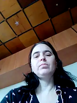 Snapshot of Ella-433 chatting on February 26, 7:40 am Ella-433 online show from February 26, 7:40 am