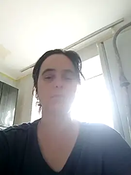 Snapshot of Ella-433 chatting on April 8, 1:44 pm Ella-433 online show from April 8, 1:44 pm