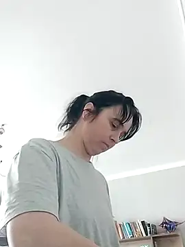 Snapshot of Ella-433 chatting on April 15, 9:27 am Ella-433 online show from April 15, 9:27 am