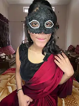 Lovebirdss online show from February 5, 8:08 am