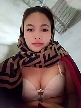 Rabbit-small online show from November 27, 8:22 pm