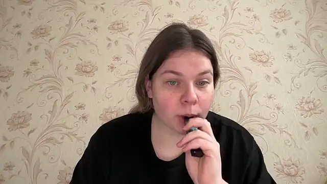 Snapshot of Crave_Elise chatting on October 26, 6:19 am Crave Elise online show from October 26, 6:19 am