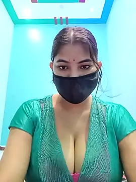 Snapshot of Hot_radhaji chatting on July 3, 6:20 am Hot radhaji online show from July 3, 6:20 am