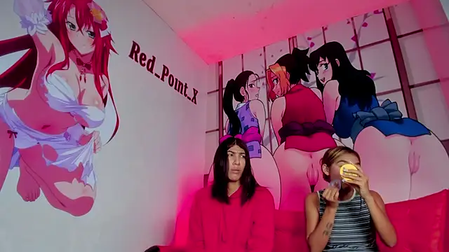 Snapshot of Good_sluts chatting on December 3, 11:08 am Good sluts online show from December 3, 11:08 am