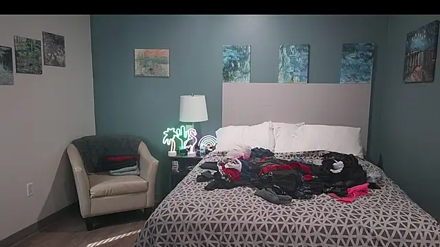 Fuck-Buddy-4U online show from February 24, 5:22 pm