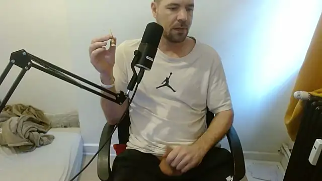 chibrax918 online show from December 17, 9:15 am