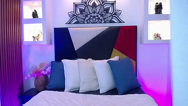 Emo Boy  online show from March 1, 8:22 pm