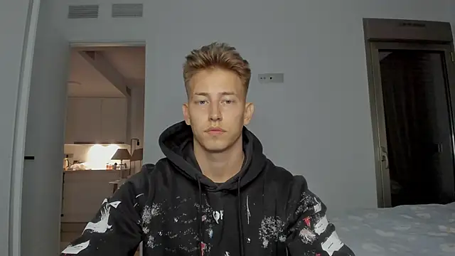 Snapshot of find0m_master chatting on December 14, 11:42 pm find0m master online show from December 14, 11:42 pm