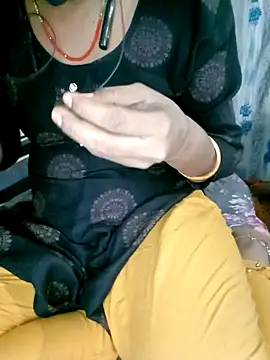 Snapshot of Sexy_Riya_Bhabhi chatting on October 25, 7:19 pm Sexy Riya Bhabhi online show from October 25, 7:19 pm