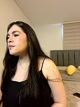 Snapshot of Isabella_LaRue chatting on January 16, 8:02 pm Isabella LaRue online show from January 16, 8:02 pm