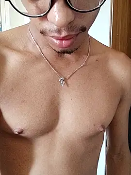 Snapshot of biell_lima chatting on November 28, 2:20 pm biell lima online show from November 28, 2:20 pm