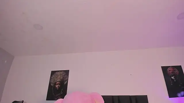 SaradaParker online show from April 7, 3:01 pm