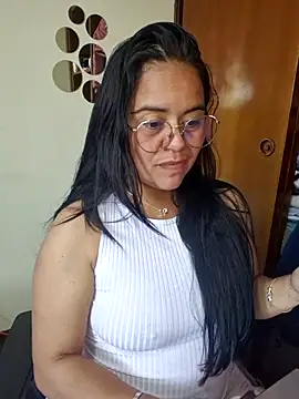 Miss  kendra  online show from October 22, 2:17 pm