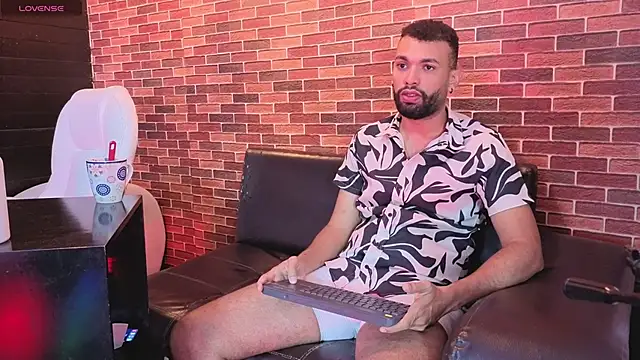 onlymen2025 online show from November 11, 7:58 pm