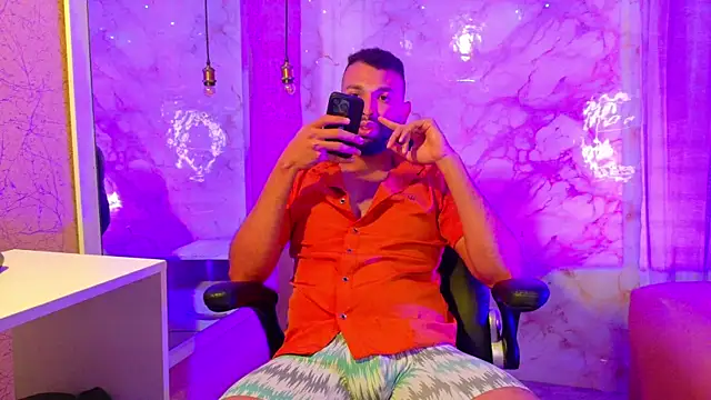 onlymen2025 online show from November 13, 8:30 pm