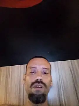 Snapshot of Alexelli40 chatting on January 7, 7:27 pm Alexelli40 online show from January 7, 7:27 pm