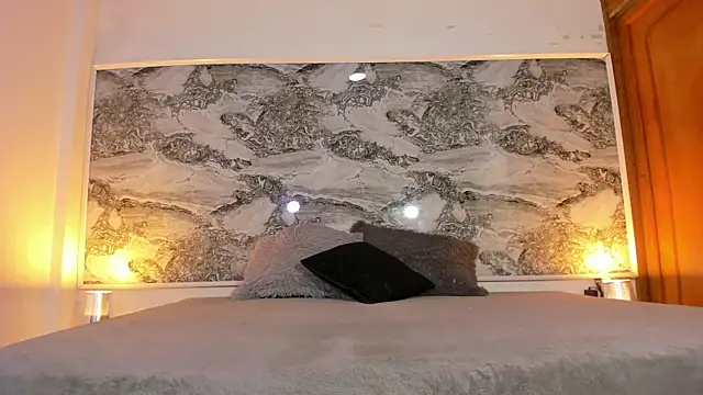 Ethan thouse online show from October 12, 3:38 am