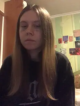 Snapshot of LunaVirelle chatting on October 31, 3:24 pm LunaVirelle online show from October 31, 3:24 pm